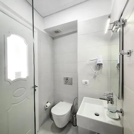 Joan Hotel 3*