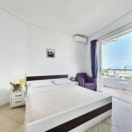Joan Hotel Sarandë