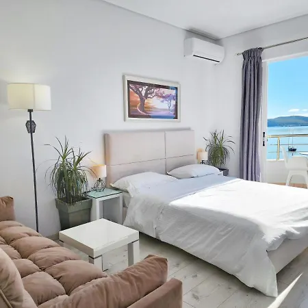 Joan Hotel